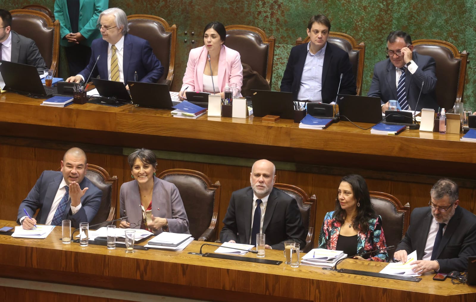 Proyecto de Ley Corta de Isapres pasa a Comisión Mixta en el Congreso ...