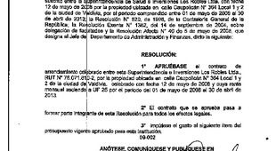 Resolución Exenta N° 946 aprueba contrato con empresa Los Robles ltda.